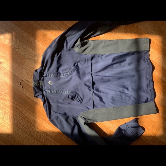 Track Top - Picture 4 of 5